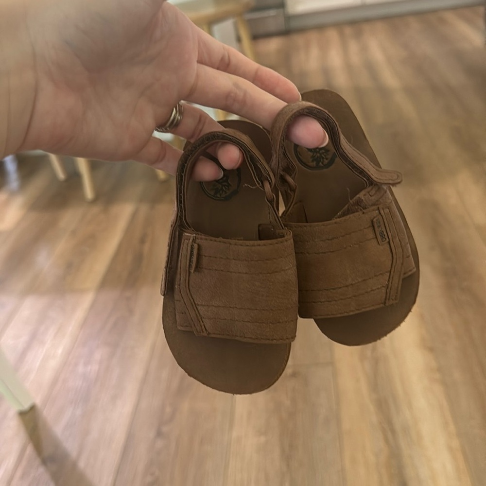 Binky Bro Slides size 5/6 toddler